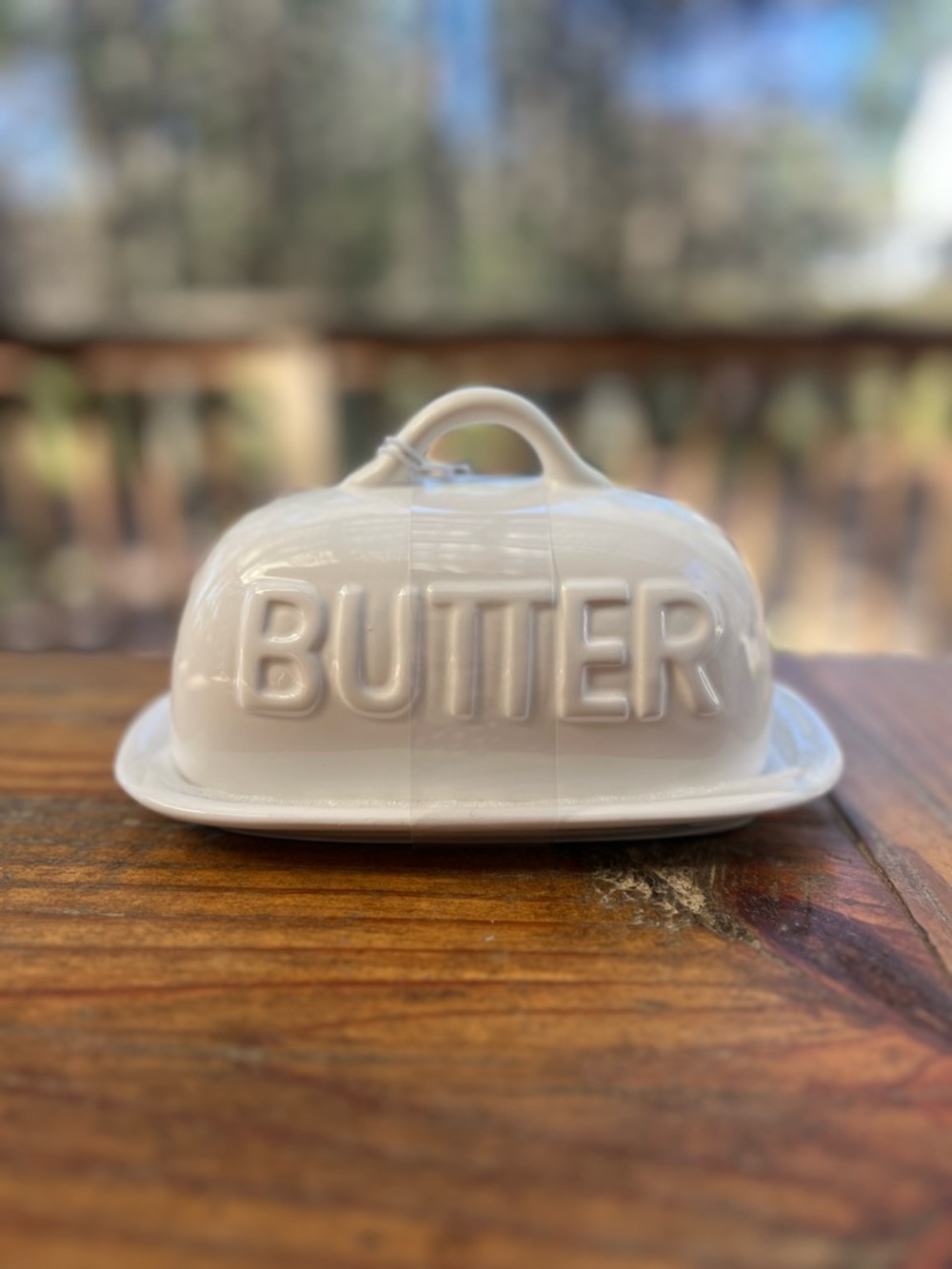 MARKET FINDS White Covered Ceramic Butter Dish NWT NEW